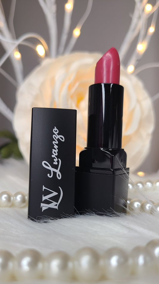 Lwanzo Lipstick – Unforgettable